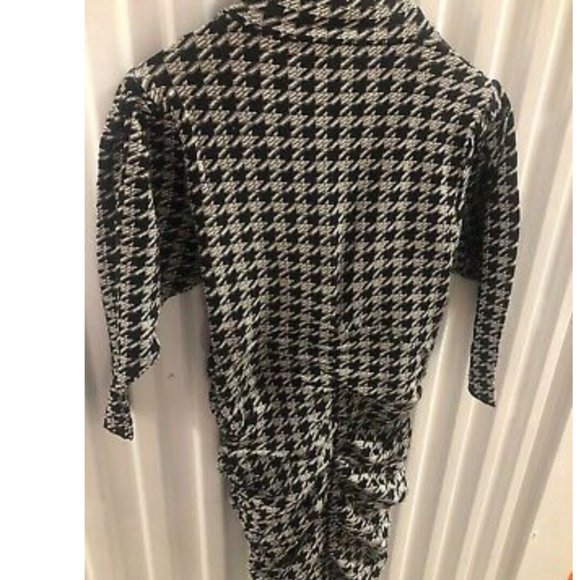 🖤🤍🖤 ZARA Houndstooth Rushed Dress, Size S, NWT - Picture 2 of 6